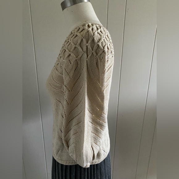 Boho sweater with beaded smocking detail and puff 3/4 sleeve. - Picture 2 of 4